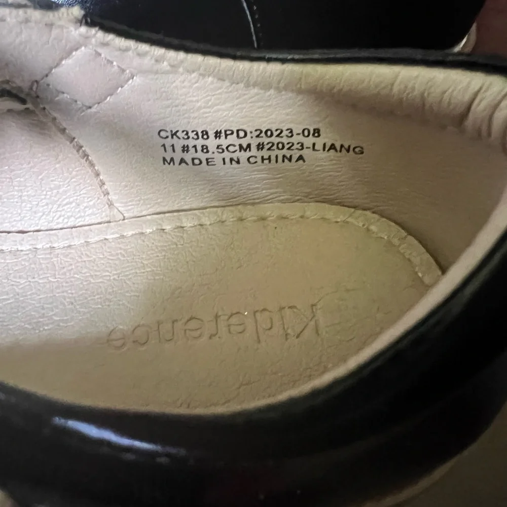 Black patent leather Maryjane dress shoe toddler girl size 11 - Picture 4 of 7